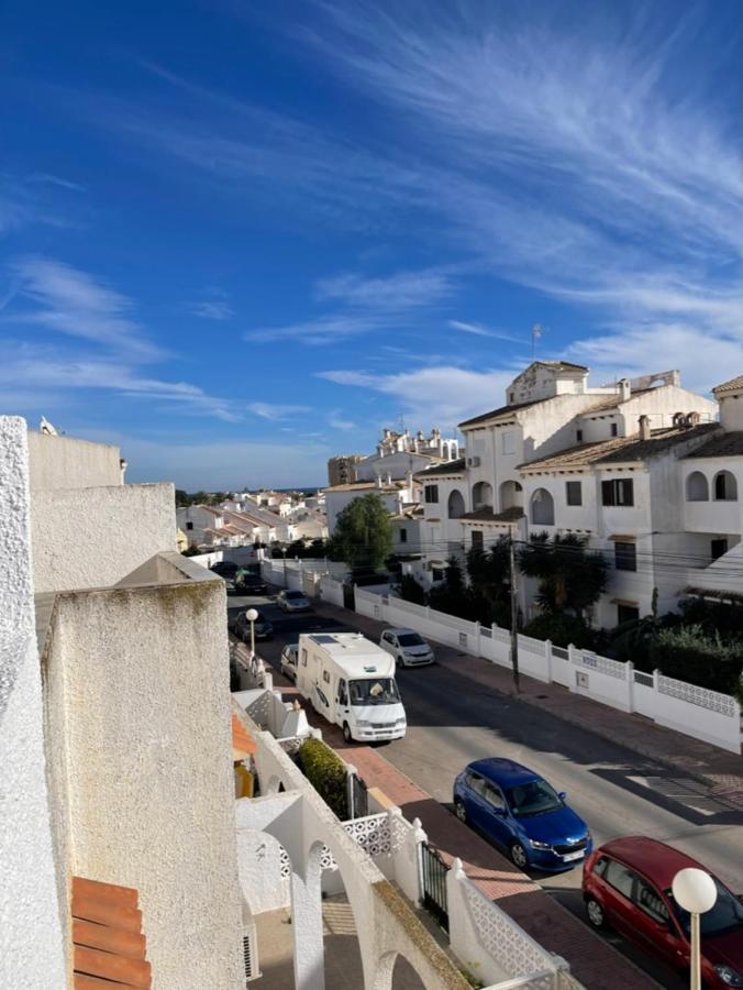 Ferienwohnung Casa Benita Torrevieja Exterior foto